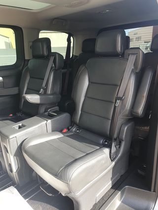 Peugeot Traveller 2020