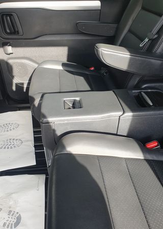 Peugeot Traveller 2020