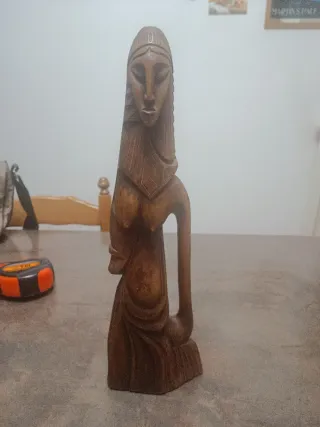 Scultura tribale donna legno