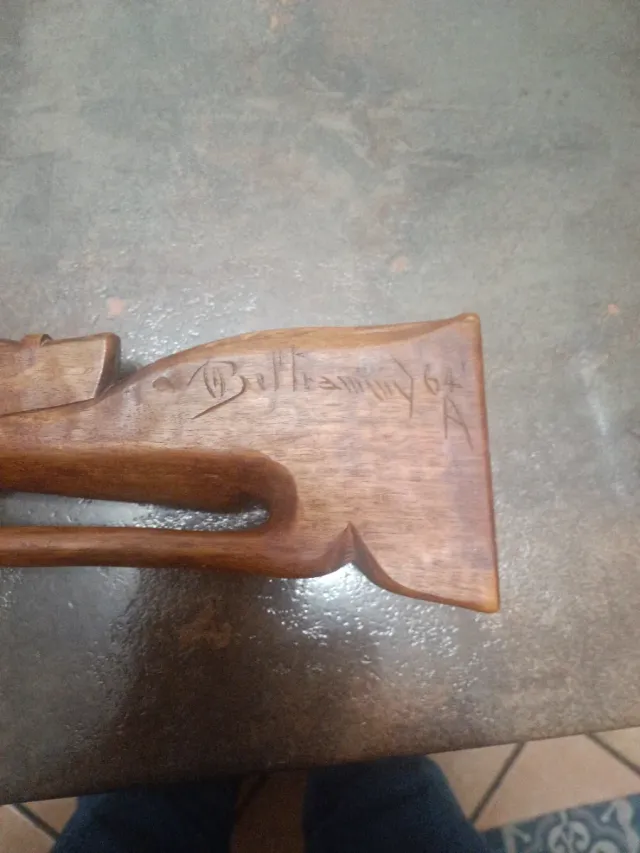 Scultura tribale donna legno