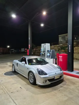 Toyota MR2 2005