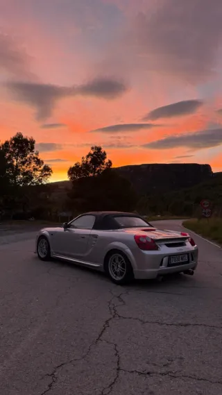 Toyota MR2 2005