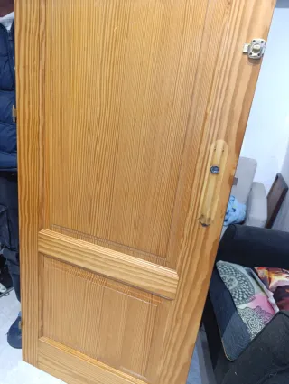 1 Puerta de Madera Maciza Interior