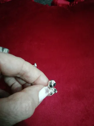 Pendientes Uno de 50 sin estrenar w3r