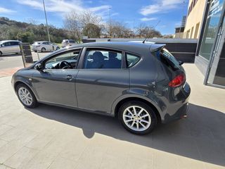 SEAT Leon 105 cv 1.6tdi 2010