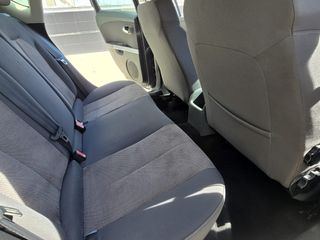 SEAT Leon 105 cv 1.6tdi 2010