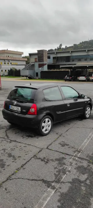 Renault Clio 2003