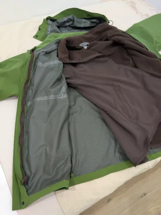 Chaqueta montaña impermeable cortavientos L