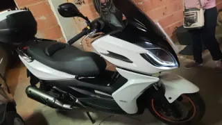 Kymco K-XCT 125i Scooter Maxi