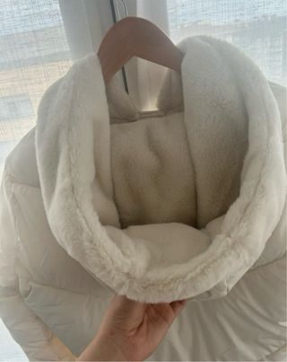 Abrigo Hollister Blanco Talla S