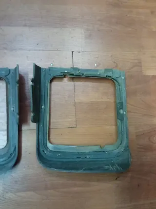 Cerquillos Faros Renault 6