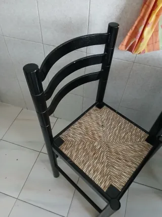 Mesa de cocina y 4 sillas