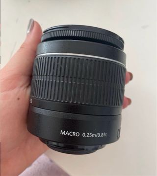 Cámara Canon EOS 1200D Negra