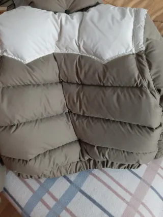 Cazadora de plumas.Montaña Talla L. Avant Duvet