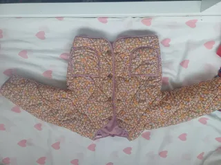 Chaqueta flores acolchada niña