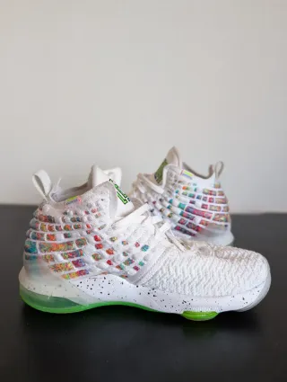 Zapatillas Nike Lebron 17 Air Command Force