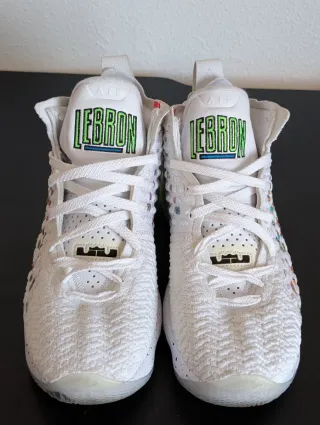 Zapatillas Nike Lebron 17 Air Command Force