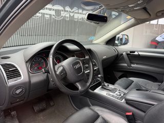 Audi Q7 Audi Q7 4.2 FSI quattro tiptronic