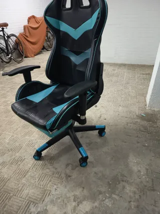 Silla Gamer Negra y Azul
