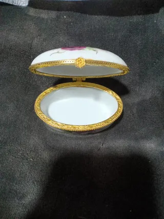 Scatola gioielli classica floreale