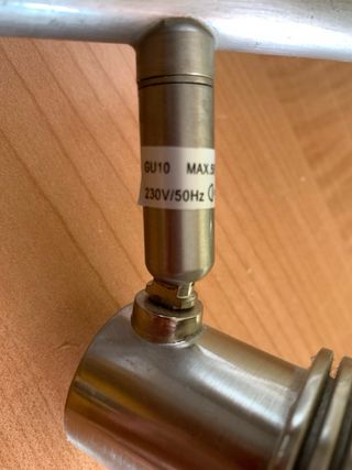 Lámpara de tres focos