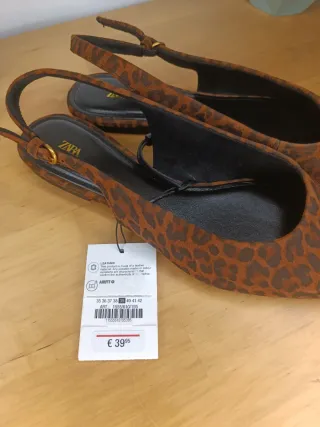 Zapato destalonado print animal Zara T.39