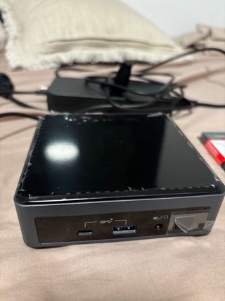 Intel NUC 10i7FNK2 + 16GB RAM + 480GB SSD