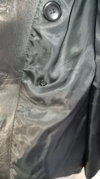 Cazadora de cuero negra mujer