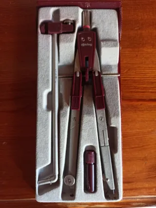 Compasso Rotring con accessori