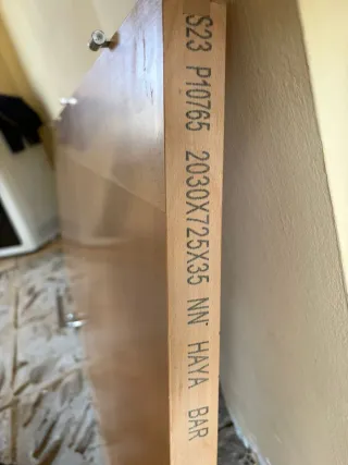 6   Puertas de madera maciza Haya