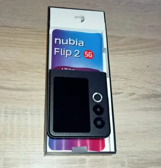 ZTE Nubia Flip 2 5G