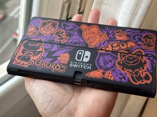 Nintendo Switch OLED Edizione Pokemon Scarlatto