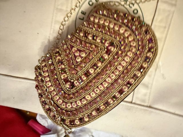 Bolso de fiesta lujoso con pedrería