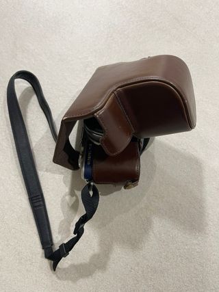 Cámara Olympus PEN E-PL9 Azul usada una vez.