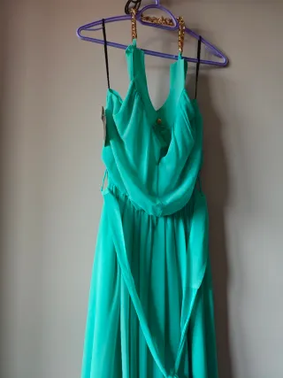 Vestido turquesa cadena dorada Special Events
