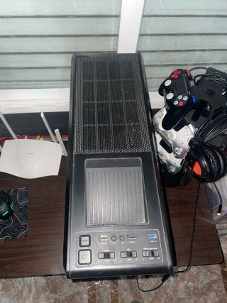 Torre Gaming GTX 1650 + perifericos