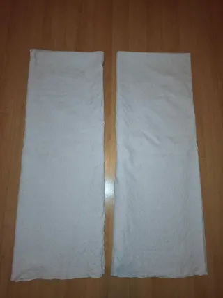 Lote de 2 colchas blancas para camas de 90.