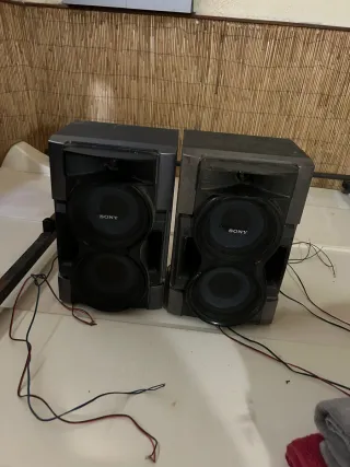 Altavoces Sony Negros