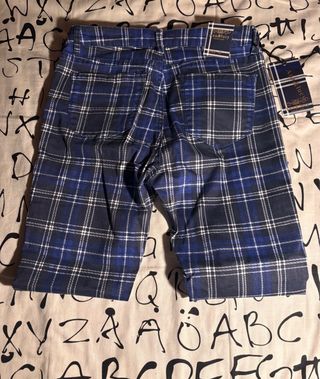 Pantalones de cuadros azules y negros