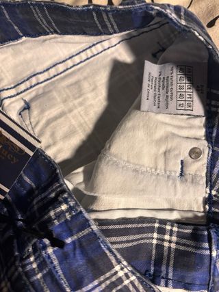 Pantalones de cuadros azules y negros