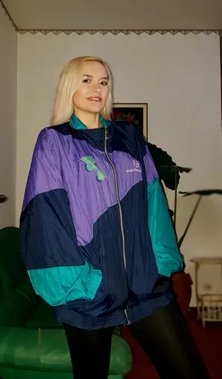 Giacca Sergio Tacchini colorata. vintage.