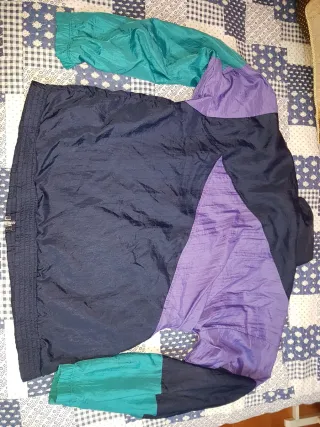 Giacca Sergio Tacchini colorata. vintage.