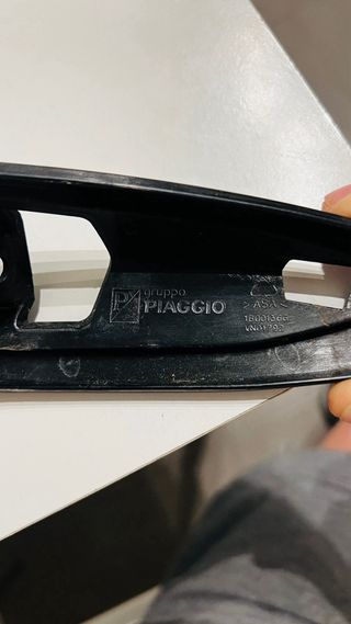 Plásticos Luz Trasera Piaggio Liberty (2016-2023)