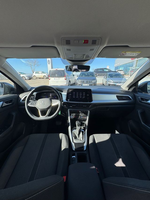 Volkswagen T-Roc 2024 por 323€/mes
