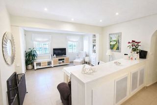 Chalet en venta en Zona Sohail en Fuengirola
