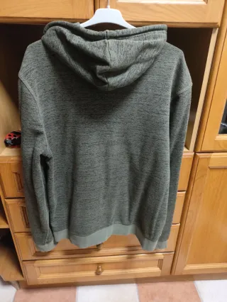 Chaqueta con cremallera verde