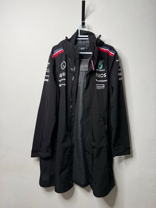 Chaqueta impermeable Mercedes-AMG Petronas F1 Team
