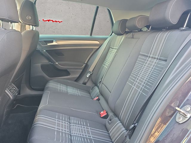 Volkswagen Golf Rline ext