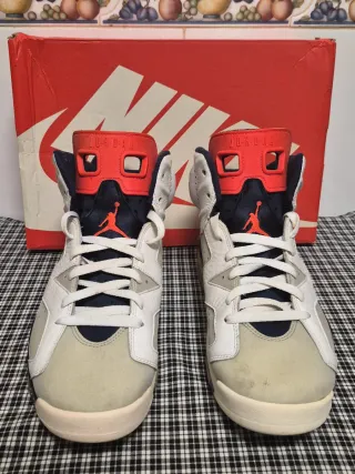 JORDAN 6 RETRO