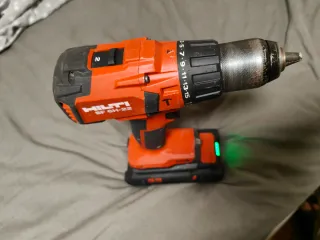 Taladro Hilti SF 6H-22 con batería bde 4ah